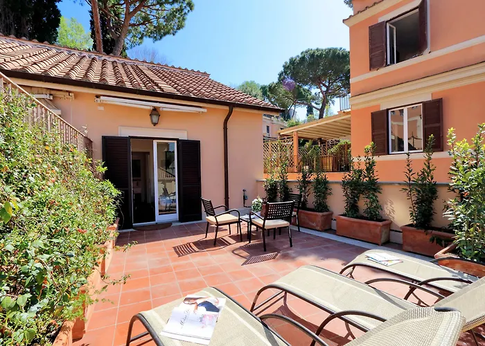 Piazzetta Margutta - My Extra *