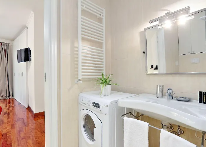Apartment Piazzetta Margutta - My Extra Rom