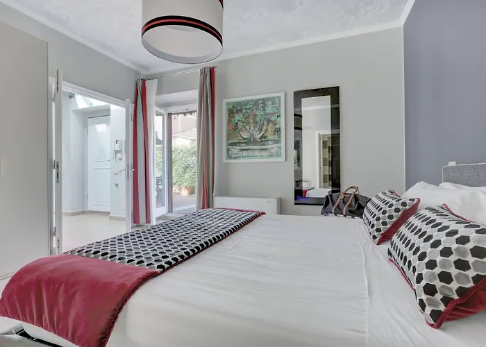 Piazzetta Margutta - My Extra Apartman Róma